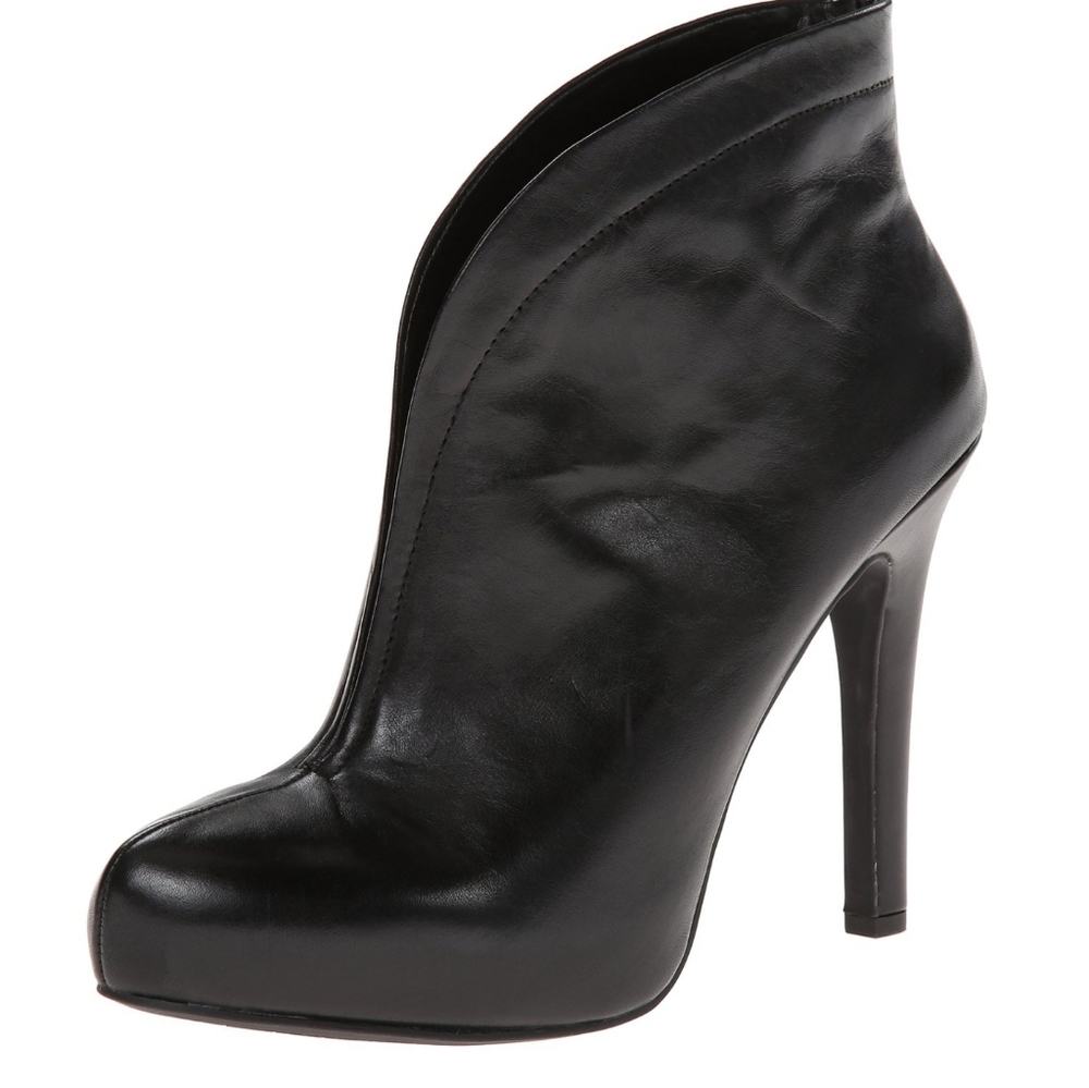 Jessica Simpson Black Stilleto Booties